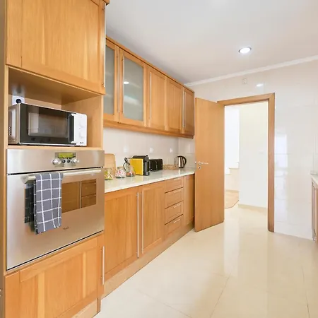 Beach&cascais Luxury Villa, By Timecooler Villa