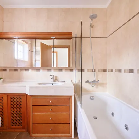 Villa Beach&cascais Luxury Villa, By Timecooler *