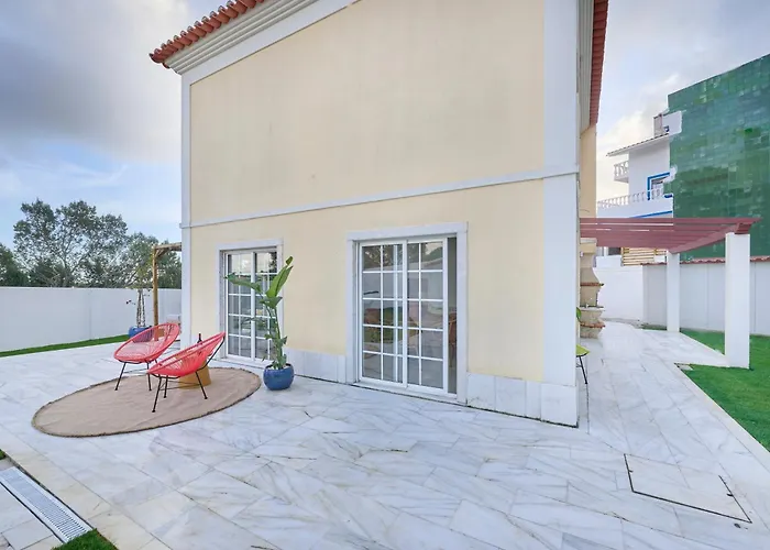 Villa & Cascais Luxury Villa, By Timecooler Alcabideche