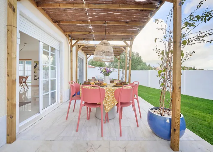 & Cascais Luxury Villa, By Timecooler Villa